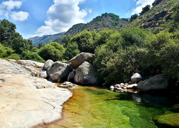 Apartamentos Rurales Entre Fuentes